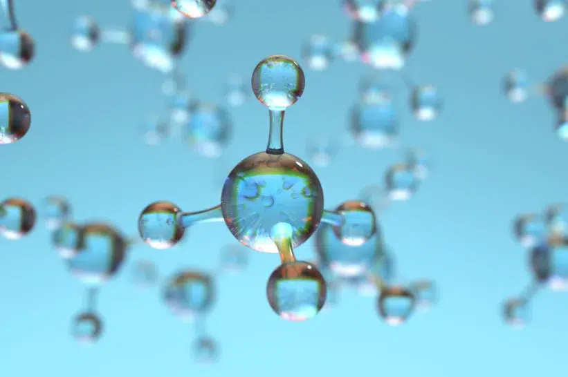 Floating molecules upclose